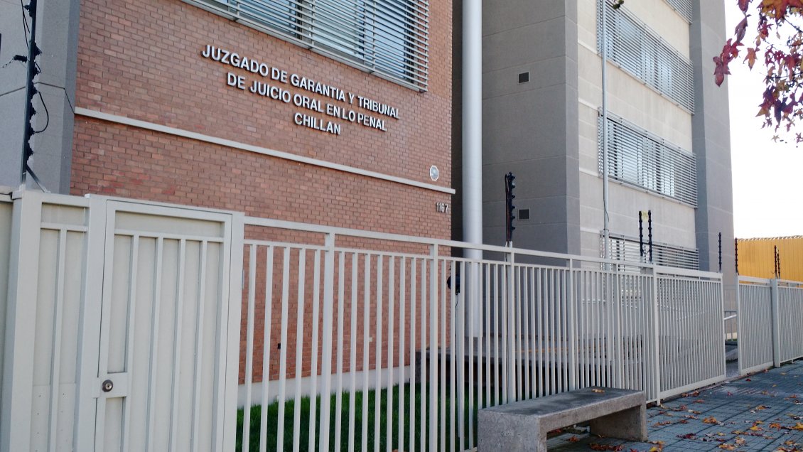 Acusado de violar y exhibir pornografía a su hijastra arriesga 18 años de cárcel