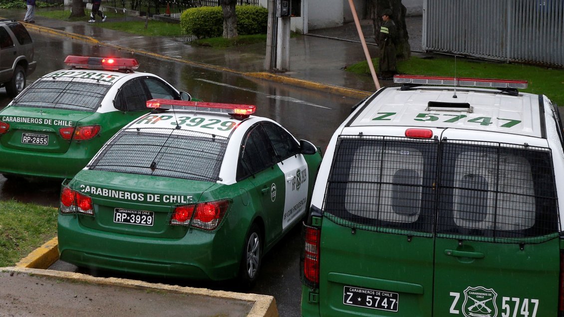 Carabineros realiza sumario por fuga de detenido: Arrancó esposado desde el calabozo