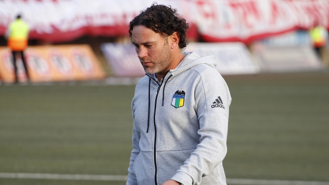Gabriel Milito dejó de ser el técnico de O'Higgins tras la eliminación en Copa Chile