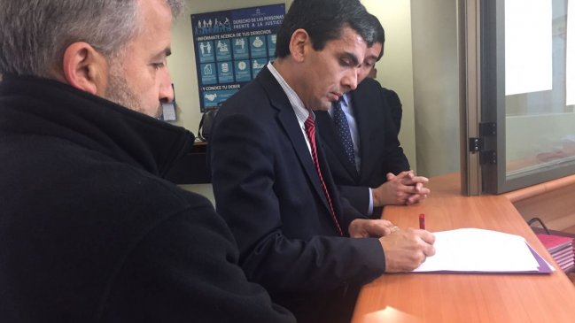 Gajardo y Norambuena presentan querella por irregularidades en permiso de edificación en mall de Valdivia