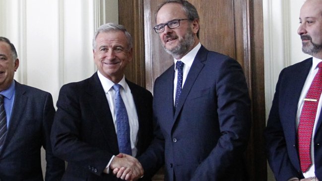 Sofofa nuevamente solicitó a Hacienda que baje los impuestos a las empresas