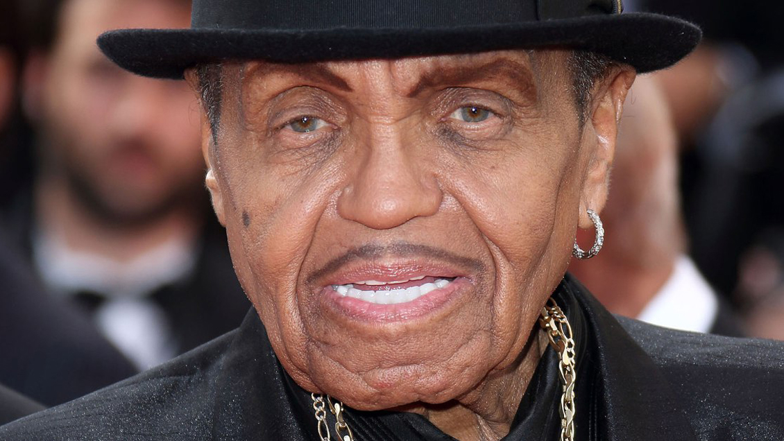 Padre de Michael Jackson fue internado por un cáncer terminal