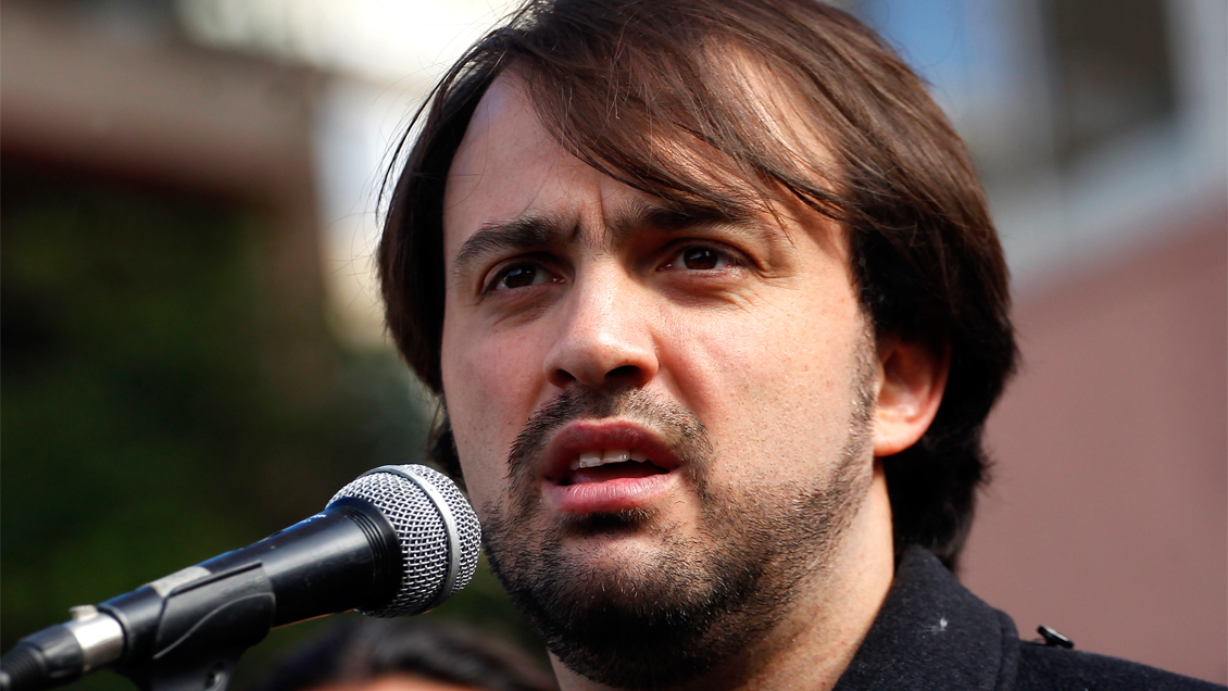 Jorge Sharp: Hay que revisar profundamente nuestra relación dentro del Frente Amplio