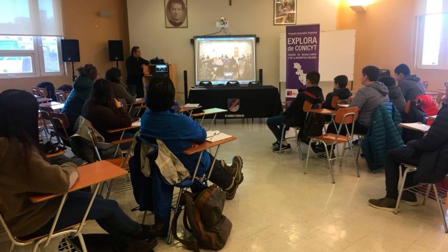 Punta Arenas: Escolares se capacitaron para participar en torneo de debate