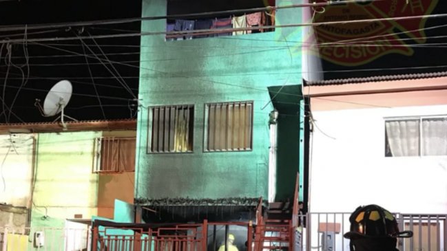 Incendio dejó seis damnificados en Antofagasta
