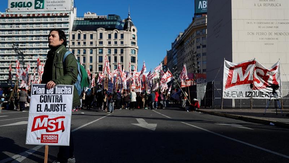 Sindicatos exigieron a Macri 