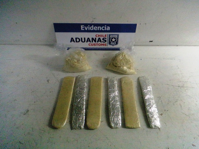 Tarapacá: Detienen a 15 personas con droga en controles aduaneros