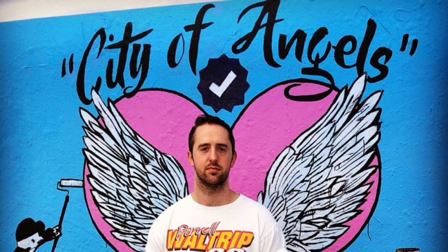 El exclusivo mural en el que solo se admite gente popular en redes sociales