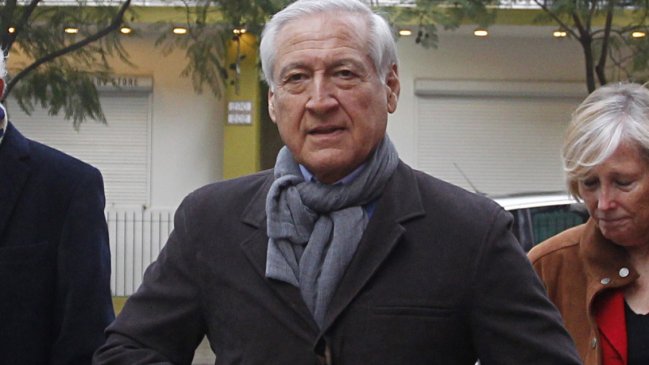 Heraldo Muñoz apunta a construir una oposición que incluya al Frente Amplio