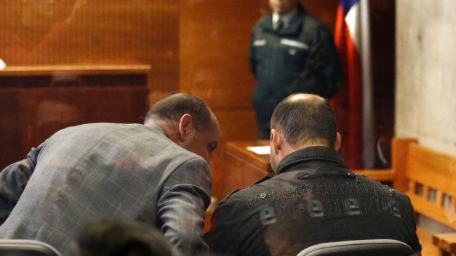 Imputado por crimen de trabajadora defendió a gendarme formalizado: 