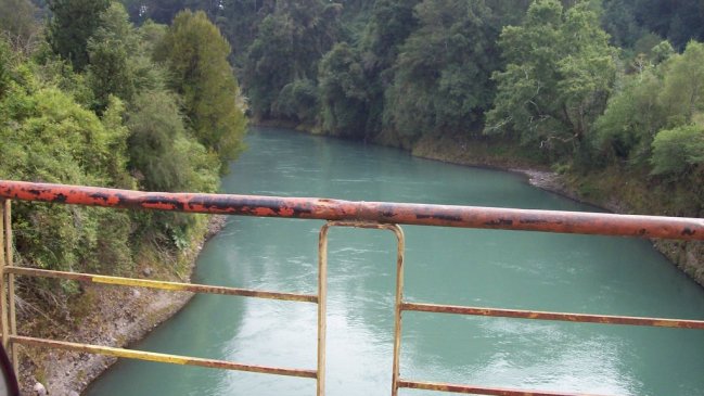 Onemi declara alerta roja en dos comunas de La Araucanía por crecida de río