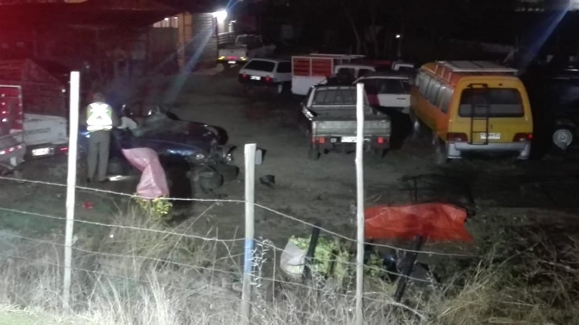 Dos ocupantes de un automóvil murieron tras evitar control en la Ruta 68