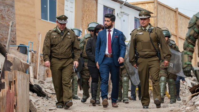 Desarrollan ronda masiva de Carabineros en campamentos del sector Los Arenales en Antofagasta