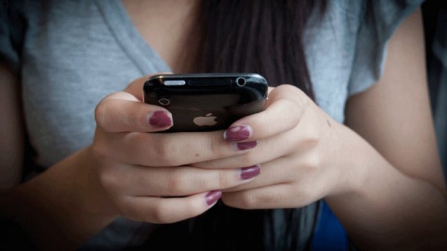 Condenan a mujer por difundir imágenes pornográficas de su hija