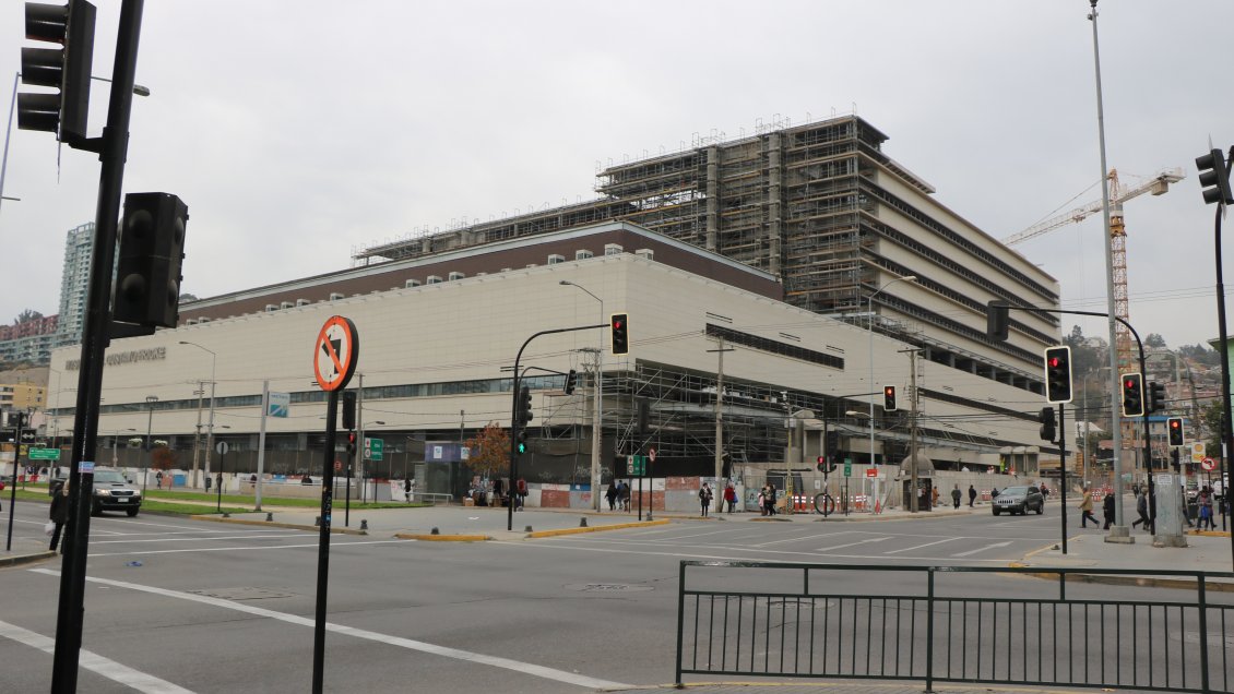 Viña del Mar: Nuevo retraso en entrega del Hospital Gustavo Fricke