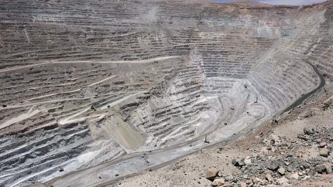 Chuquicamata: Sindicatos anuncian paro con un 95 por ciento de trabajadores adheridos