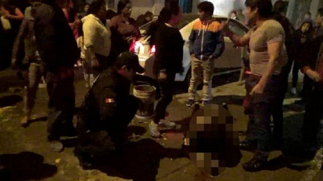 Perú: Hombre roció con combustible y le prendió fuego a una mujer