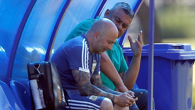 Sampaoli sigue sumando detractores: Papá de Gonzalo Higuaín lo criticó con dureza