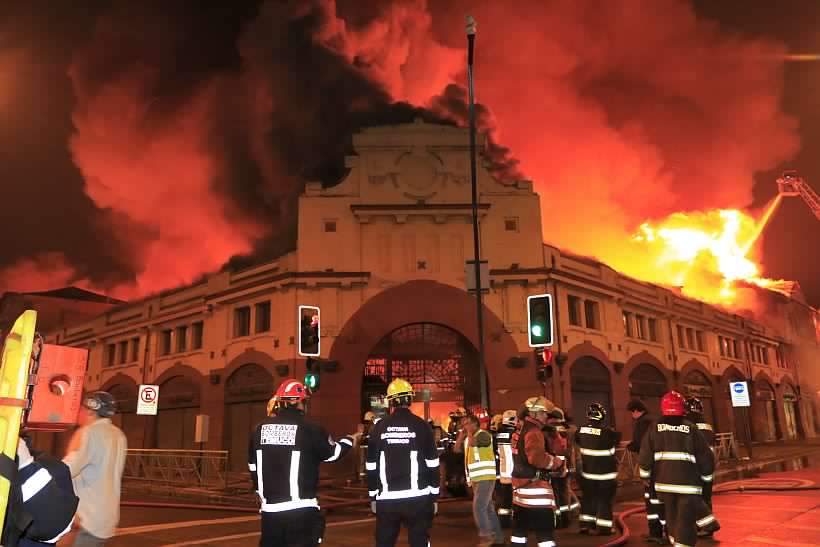 Municipio de Temuco impugnará fallo que rechazó demanda por incendio en el Mercado Municipal