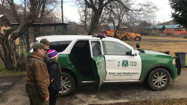 Carabineros fueron a ayudar a automovilista 