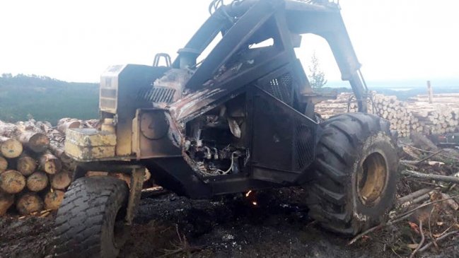 Coordinadora Arauco Malleco se adjudicó tres atentados incendiarios en La Araucanía