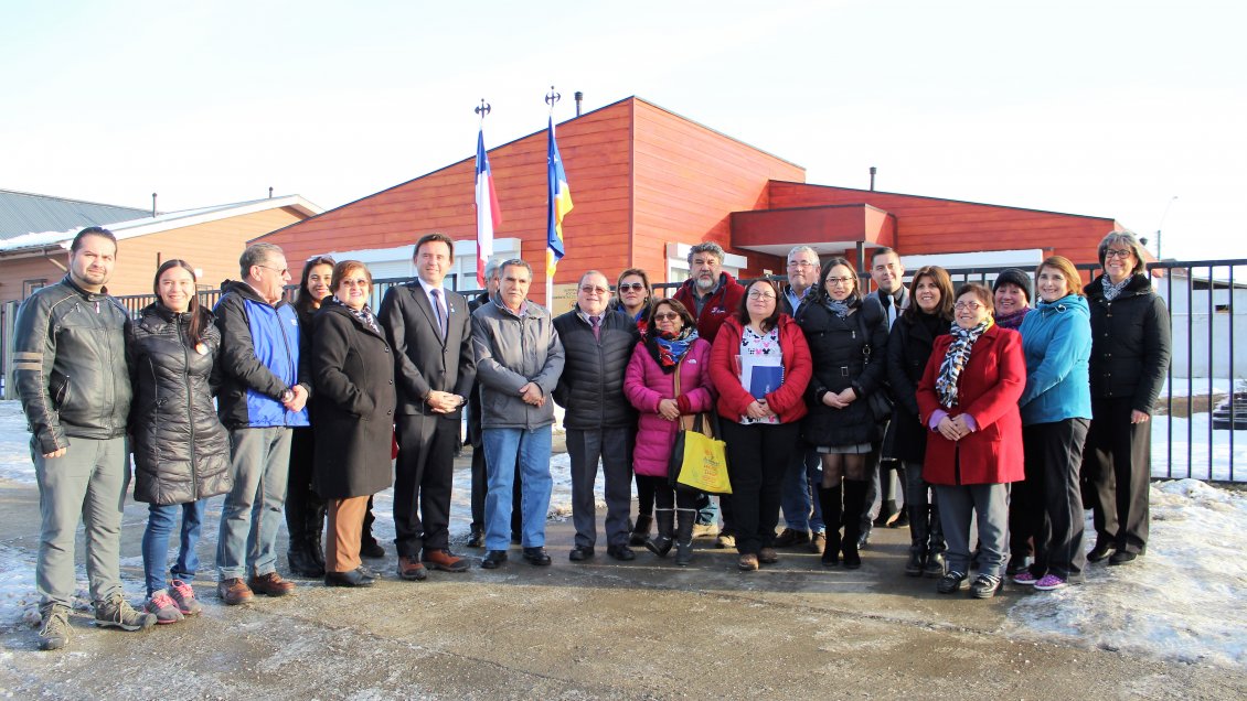 Punta Arenas: Se inicia instalación de luminarias en sector Claudio Bustos