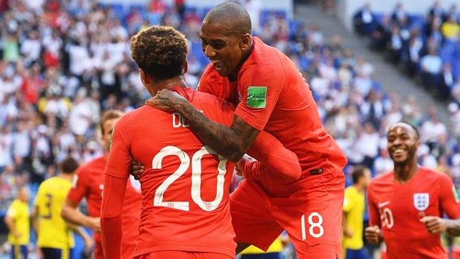 Ashley Young: Croacia es muy buen equipo, no está en semifinales por casualidad