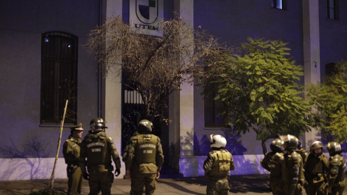 UTEM: Estudiantes acusan 