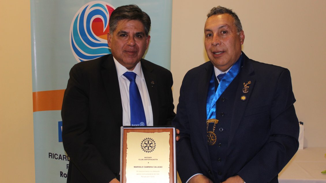 Rotary Club Antofagasta realizó ceremonia de cambio de mando