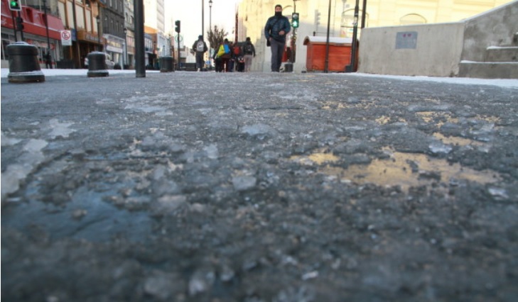 Punta Arenas: Vereda escarchada causó la muerte de un joven de 18 años