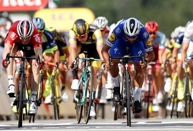 Colombiano Fernando Gaviria logró su doblete en el Tour de Francia 2018