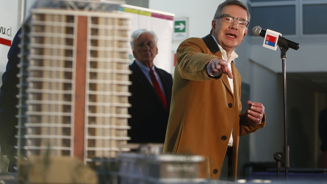 Diputados UDI apoyaron a Lavín por viviendas sociales en Las Condes