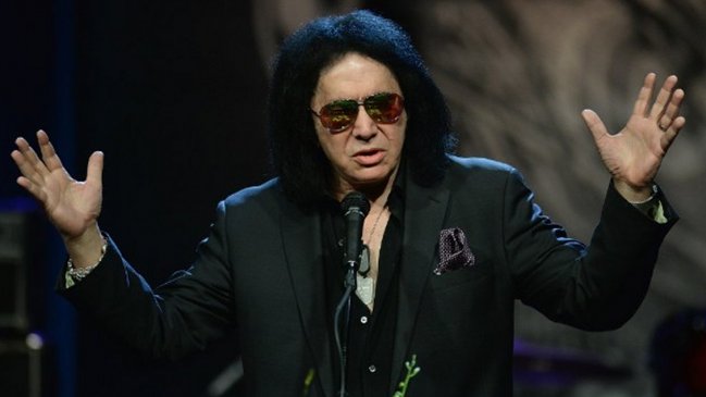 Gene Simmons llega a un acuerdo judicial por demanda de agresión sexual