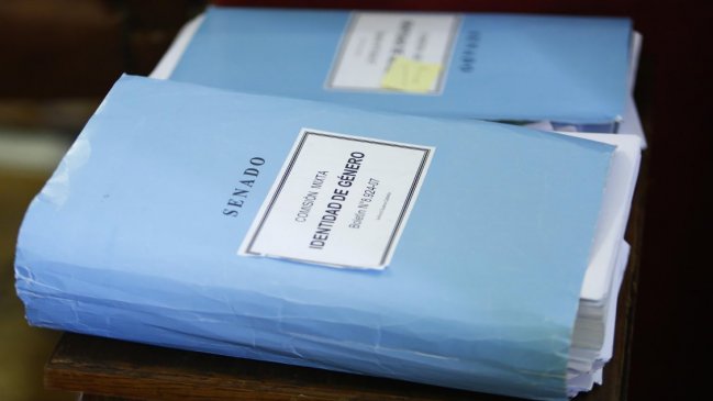 Comisión Mixta aprueba cambio de nombre y sexo para mayores de 14 sin autorización