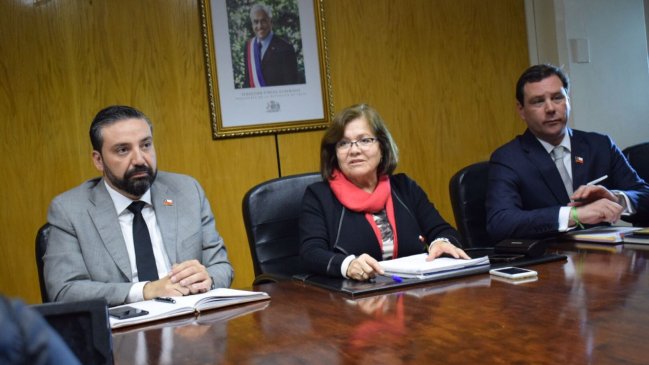 Se va otra autoridad regional en un día: Renunció la intendenta de Atacama