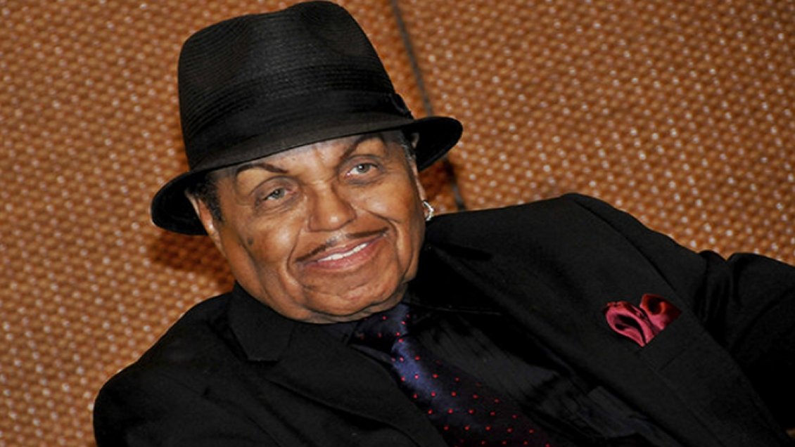 Doctor de Michael Jackson acusó al padre de castrarlo químicamente