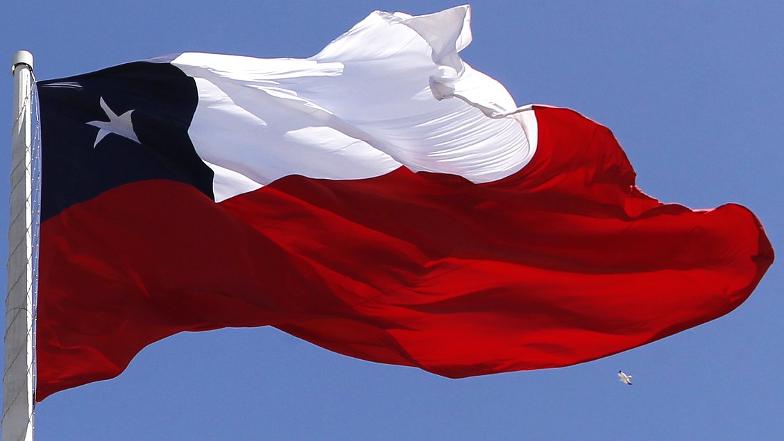 Arquitecto santiaguino propone que la capital de Chile esté en la Región de Los Ríos