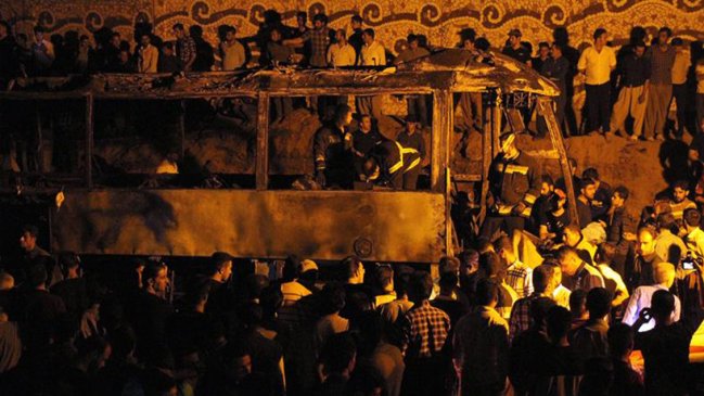 Tragedia en Irán: Choque de autobús y camión cisterna dejó 11 muertos