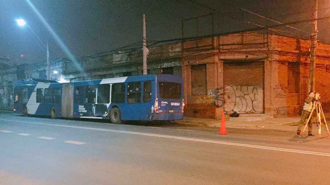 Peatón murió tras ser atropellado por bus del Transantiago en Recoleta