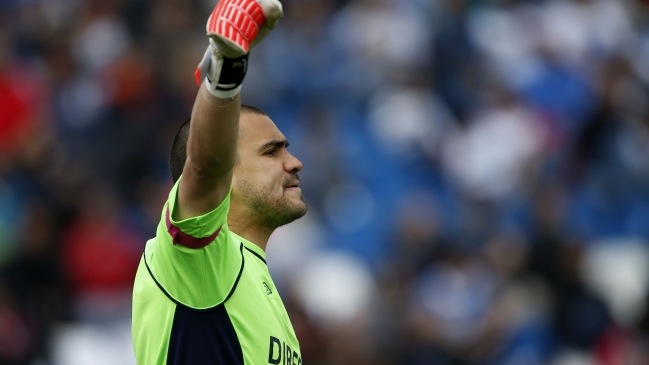 Cristopher Toselli será portero de Everton