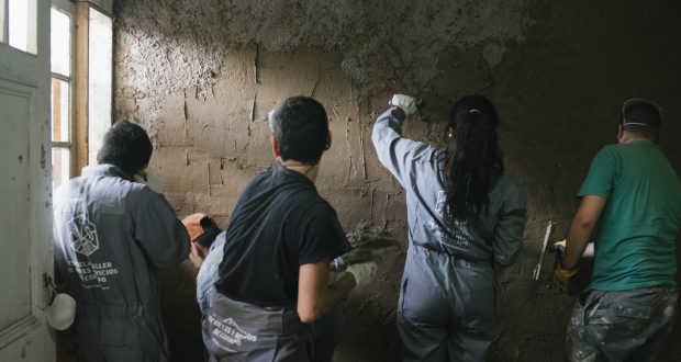 Copiapó: Invitan a voluntariado que recupera antigua forma de construcción con barro