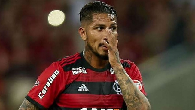 Paolo Guerrero se negó a un control de alcoholemia y fue duramente sancionado en Brasil