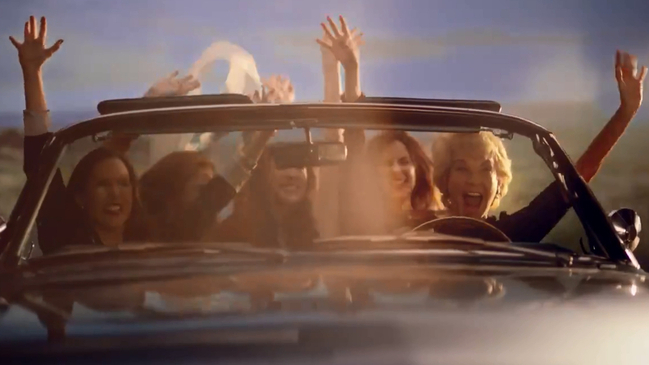 Mega comenzó a promocionar sucesora de 