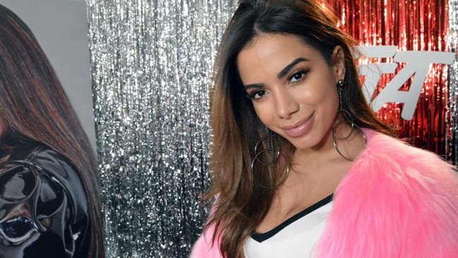 Cantante brasileña Anitta protagonizará una serie documental de Netflix