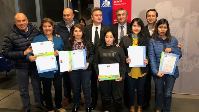 Familias de la Región del Biobío recibieron el subsidio Clase Media