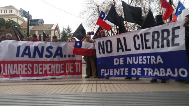 Trabajadores de Iansa Linares acusan descoordinación del gobierno ante posible cierre