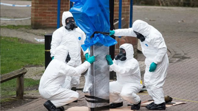 Un frasco de perfume es el posible origen del poderoso agente nervioso que envenenó a británicos