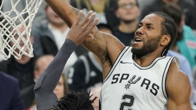 San Antonio Spurs traspasó a Kawhi Leonard a Toronto Raptors