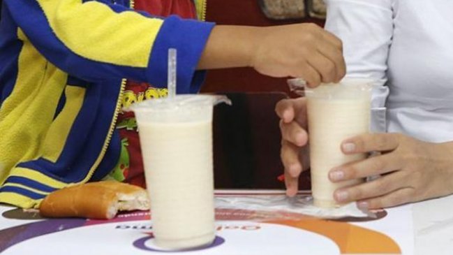Al menos 330 niños se intoxicaron por desayunos escolares en Perú