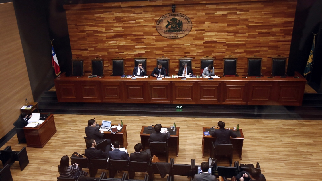 Piñera designó como nuevo ministro del TC a abogado que alegó contra el aborto